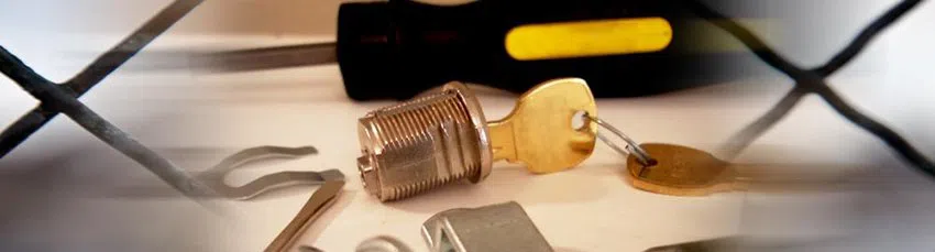 community Locksmith Store Austin, TX 512-360-0277 - changing-locks